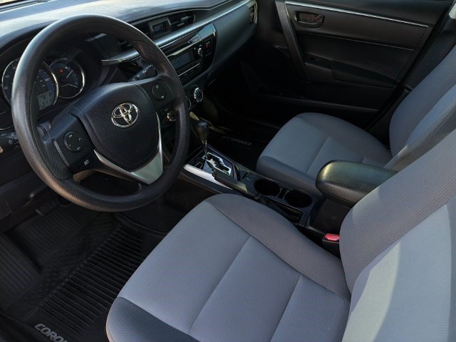 Used 2014 Toyota Corolla L FWD image 11