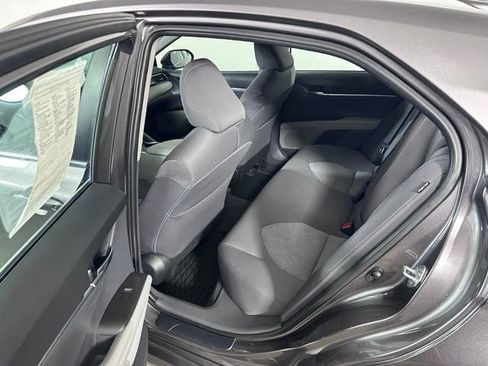 Used 2022 Toyota Camry LE FWD image 14