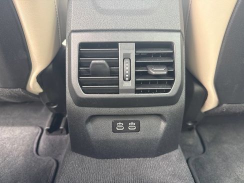 Used 2026 BMW 228i xDrive w/ Technology Package AWD/4WD image 21