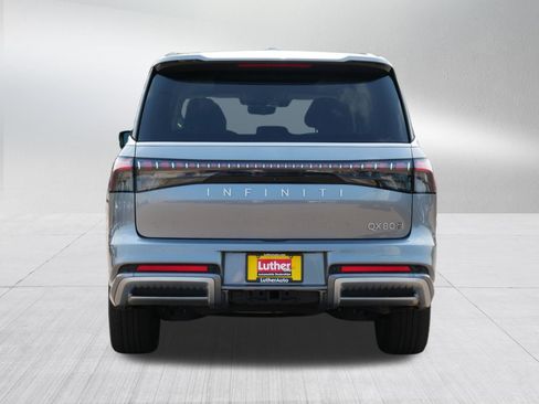Used 2025 INFINITI QX80 Sensory AWD/4WD image 6