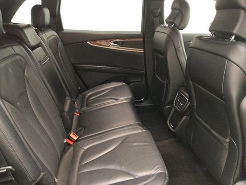 Used 2018 Lincoln MKX Reserve image 19