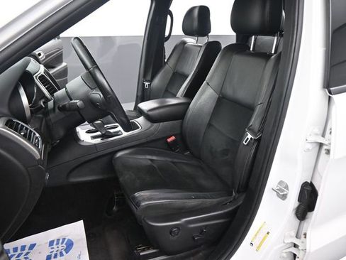 Used 2018 Jeep Grand Cherokee Altitude image 15