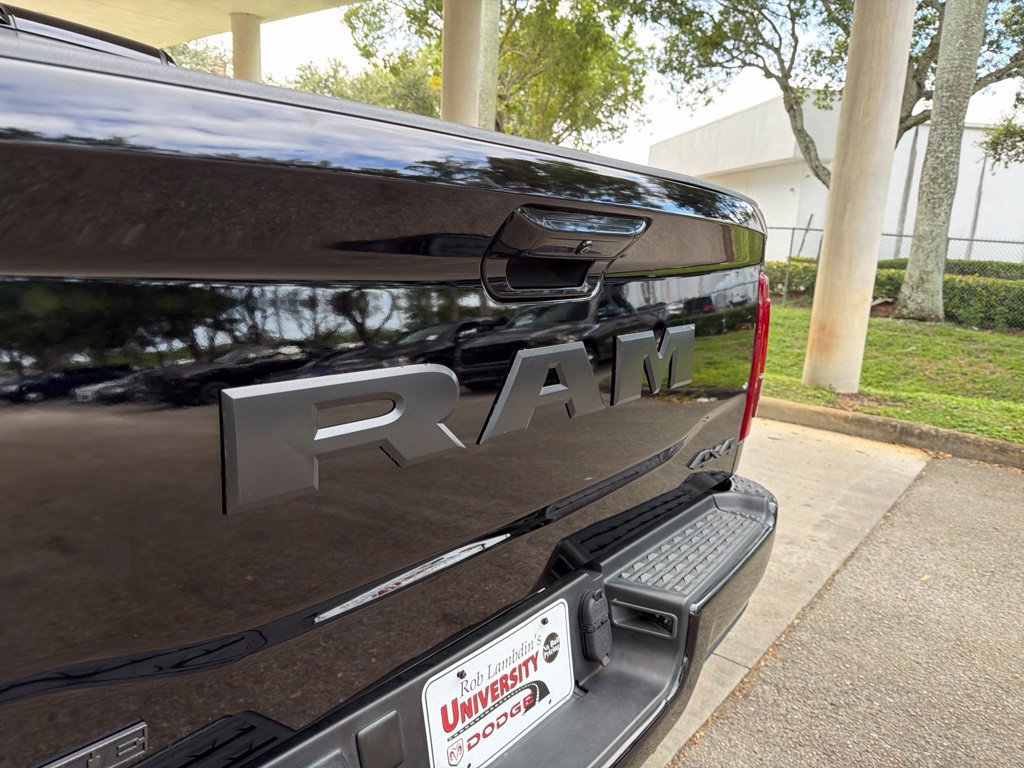 Used 2025 RAM 3500 Laramie AWD/4WD image 24
