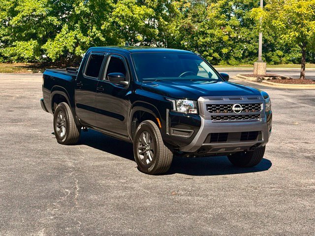 Used 2025 Nissan Frontier SV AWD/4WD image 9