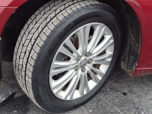 Used 2014 Chrysler 300 AWD w/ Driver Convenience Group image 3