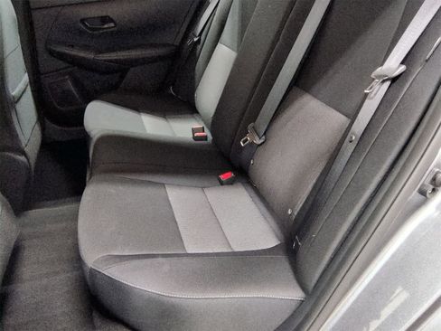 Used 2025 Nissan Sentra SV image 19