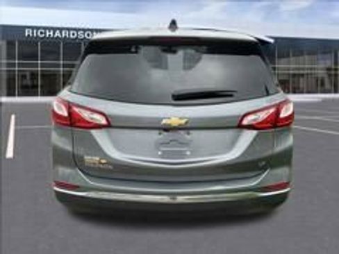 Used 2018 Chevrolet Equinox LT FWD image 9