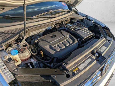 Used 2019 Volkswagen Tiguan SE image 22
