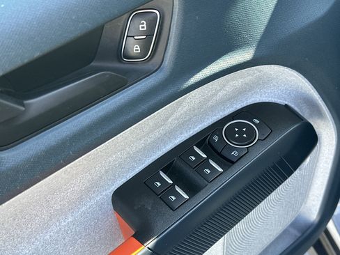 Used 2023 Ford Maverick XLT image 15