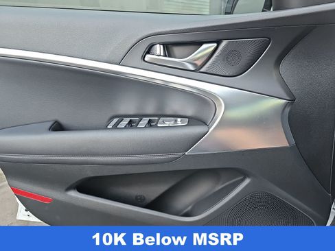 Certified 2026 Genesis G70 2.5T RWD image 27