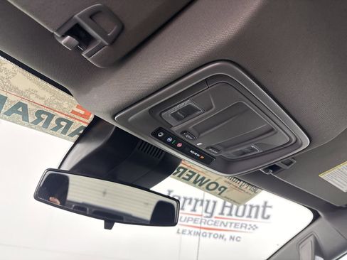 Used 2025 Chevrolet Silverado 1500 LT image 19