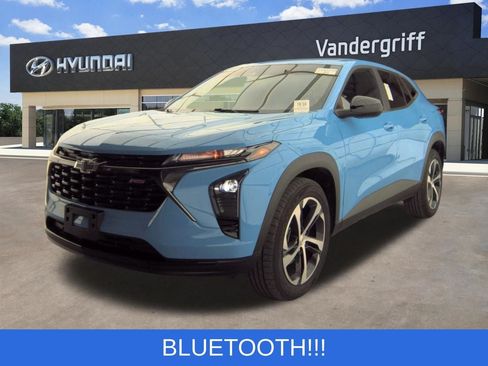 Used 2024 Chevrolet Trax RS w/ Sunroof Package FWD image 1