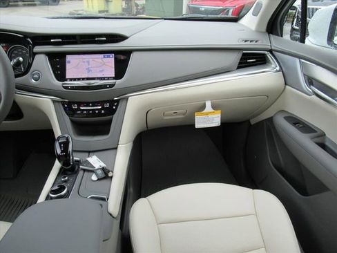 New 2025 Cadillac XT5 Premium Luxury w/ Technology Package image 14