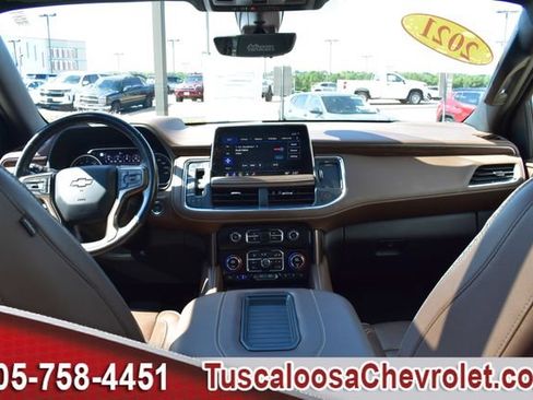 Used 2021 Chevrolet Tahoe High Country AWD/4WD image 3