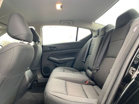 Used 2025 Nissan Altima 2.5 SV image 27