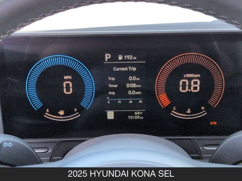 Used 2025 Hyundai Kona SEL image 18