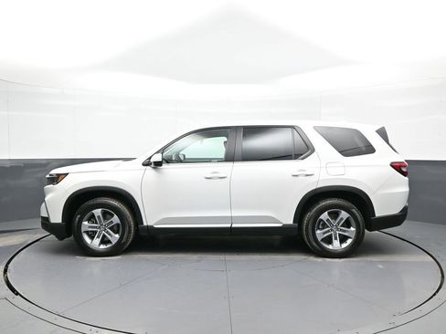 Certified 2023 Honda Pilot EX-L image 9