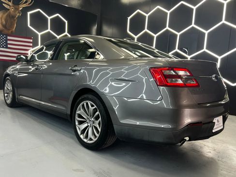 Used 2014 Ford Taurus Limited FWD image 6