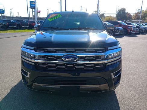 Used 2023 Ford Expedition Max King Ranch image 3