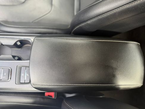 Used 2020 Ford Fusion Titanium FWD image 19