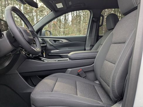 New 2026 Chevrolet Traverse LT image 22