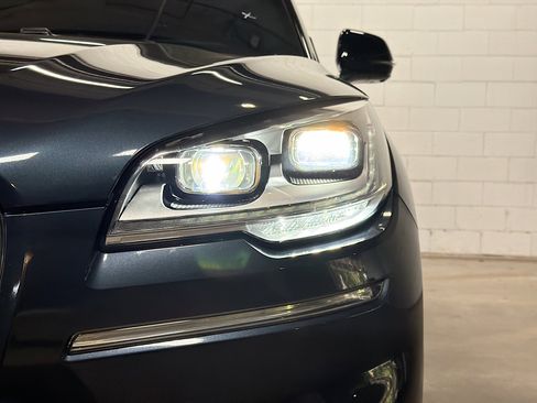 Used 2024 Lincoln Aviator Black Label w/ Class IV Trailer Tow Package image 10