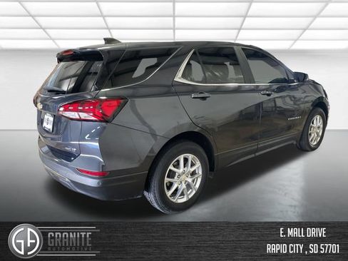 Used 2022 Chevrolet Equinox LT AWD/4WD image 6