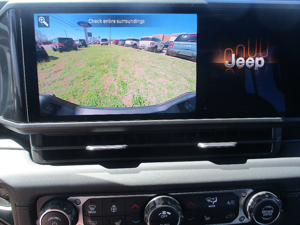 New 2026 Jeep Gladiator Sport AWD/4WD image 7