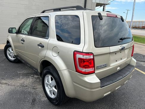 Used 2011 Ford Escape XLT w/ 203A Rapid Spec Order Code FWD image 5