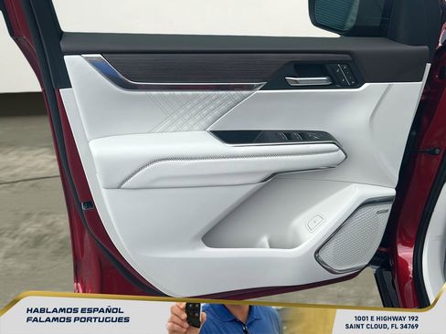 New 2026 GMC Acadia Denali w/ Super Cruise Package image 10