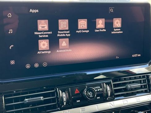 New 2026 Nissan Pathfinder SL AWD/4WD image 22