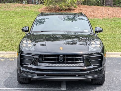 Certified 2026 Porsche Macan AWD/4WD image 27