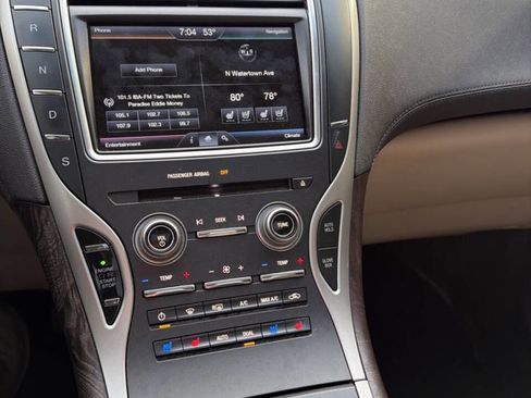 Used 2016 Lincoln MKX Reserve image 13