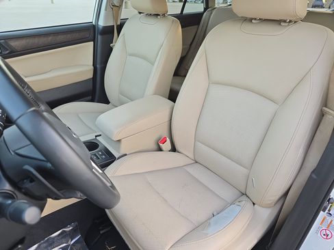 Used 2017 Subaru Outback 2.5i Limited w/ Popular Package #5 image 15