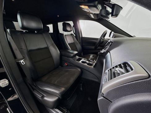 Used 2020 Jeep Grand Cherokee Altitude image 26