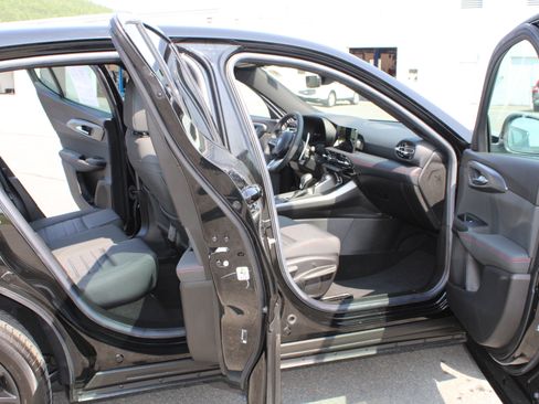 Used 2024 Dodge Hornet R/T w/ R/T Blacktop Package AWD/4WD image 17