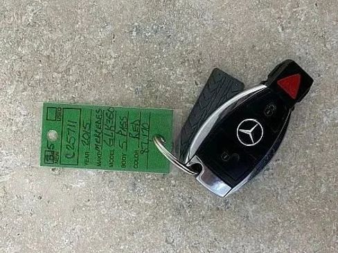 Used 2015 Mercedes-Benz GLK 350 2WD image 23
