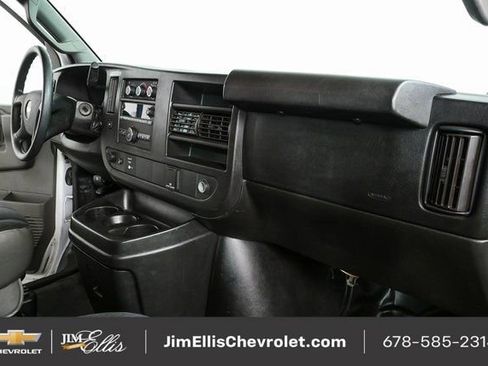 Used 2018 Chevrolet Express 2500 Work Van w/ Driver Convenience Package image 17