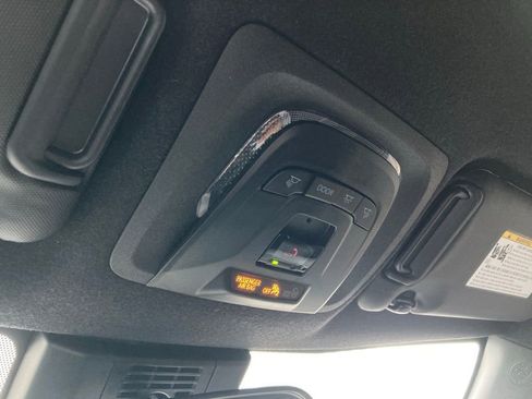 Used 2026 Toyota Corolla SE image 27