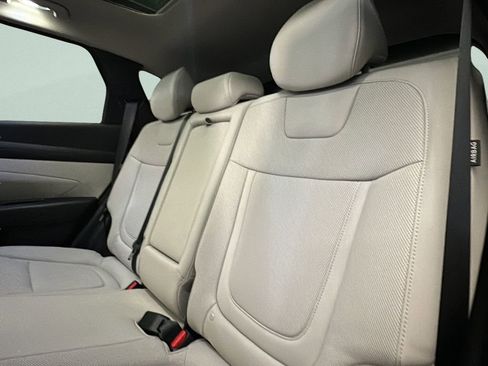 Certified 2025 Hyundai Tucson SEL image 12