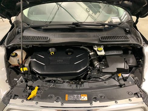 Used 2017 Ford Escape Titanium FWD image 30