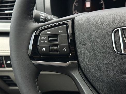 New 2026 Honda Odyssey EX-L image 25