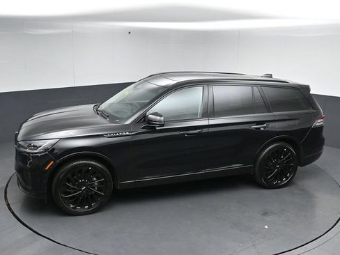 Certified 2025 Lincoln Aviator Reserve w/ Equipment Group 201A AWD/4WD image 48