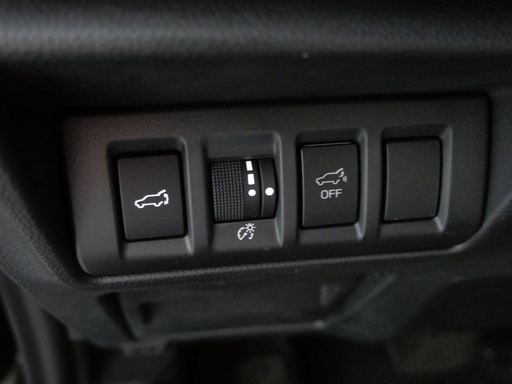 Used 2020 Subaru Outback Limited w/ Popular Package #2 AWD/4WD image 18
