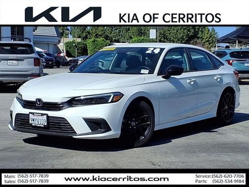 Used 2024 Honda Civic Sport image 1