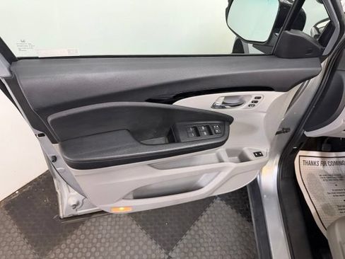 Used 2019 Honda Pilot Elite image 17