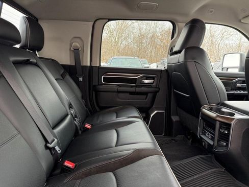 Used 2024 RAM 3500 Laramie image 9