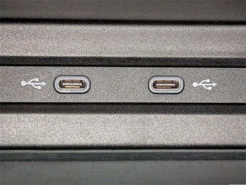 Used 2022 Volkswagen Tiguan SE R-Line image 21