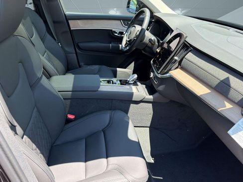 New 2026 Volvo XC90 B5 Plus w/ Protection Package AWD/4WD image 30