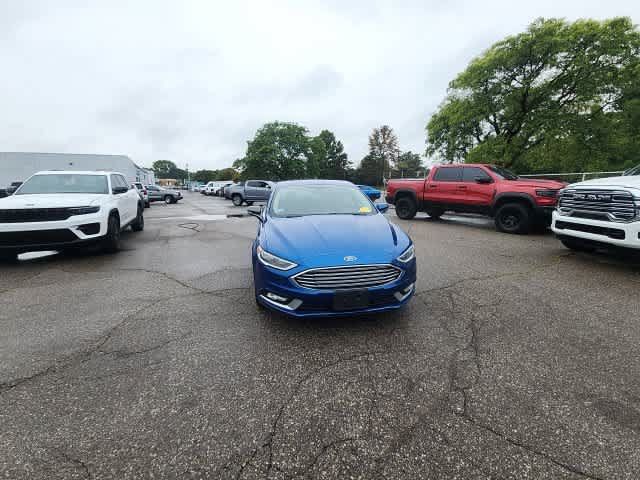Used 2017 Ford Fusion SE w/ Fusion SE Technology Package AWD/4WD image 5